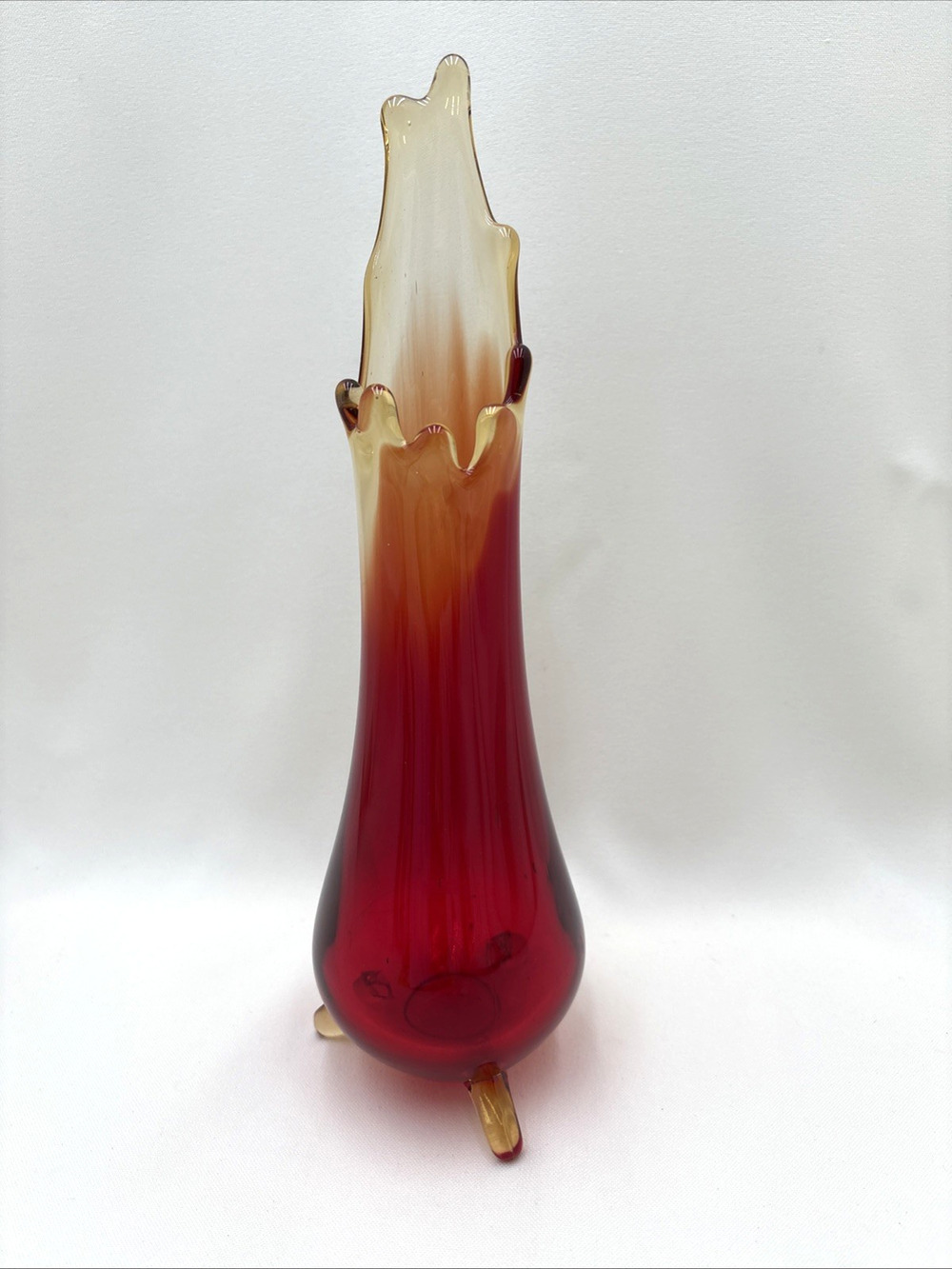 Vintage Amberina Red Flame 3 Toed Smoothie Swung Vase Vintage Plastic Flowers